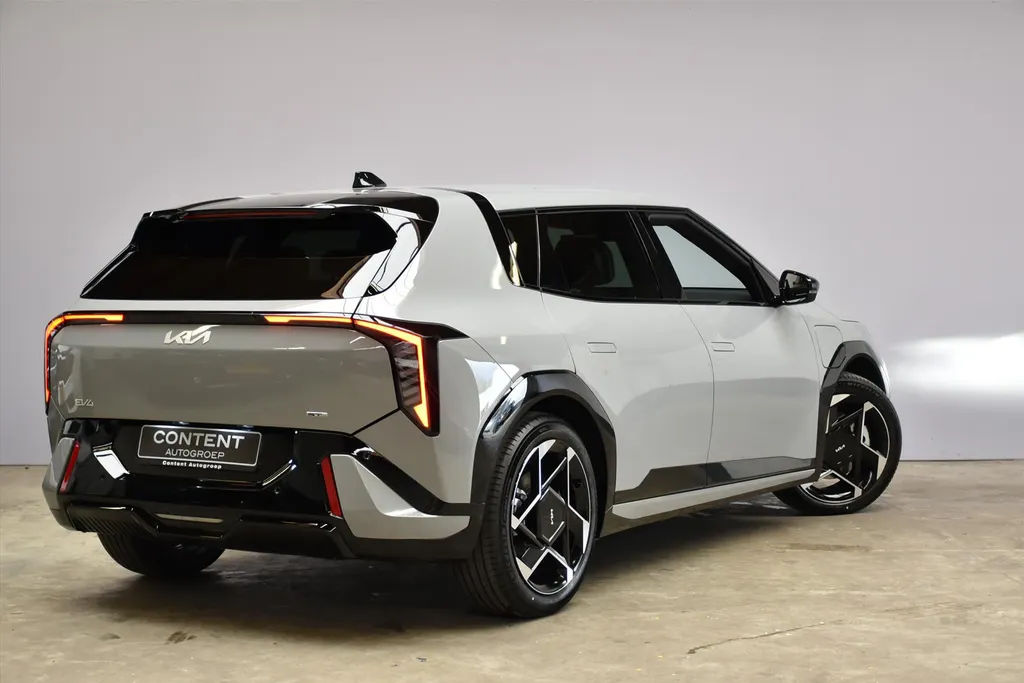Kia EV4 81,4 kWh 204PK GT-Line Business Edition