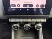 Renault Clio 1.6 E-Tech Full Hybrid 145 techno | Automaat | Apple Carplay & Android Auto | Cruise & Climate Control | LMV | Camera | Parkeersensoren | 12 Maanden BOVAG Garantie