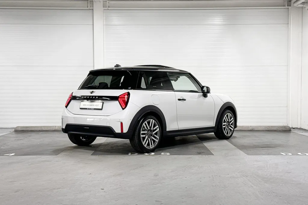 MINI Cooper 3-deurs C