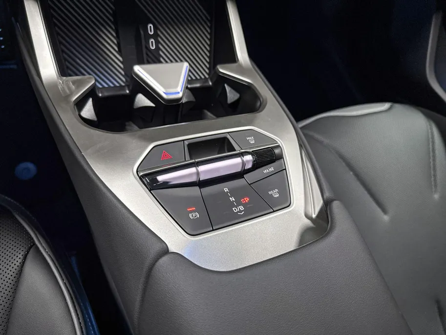 BMW iX3 50 xDrive