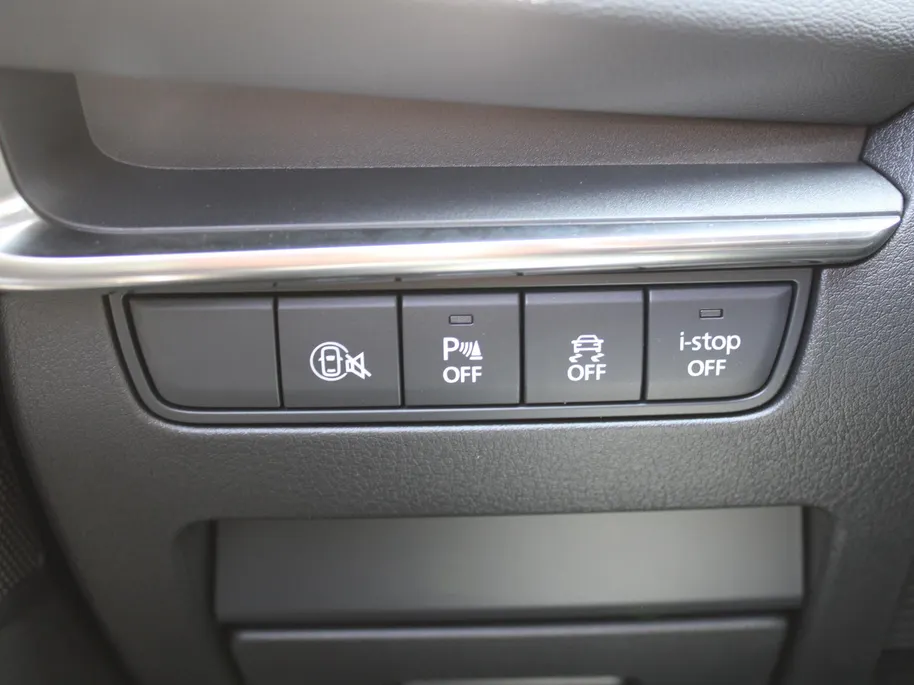 Mazda 3 2.0 e-SkyActiv-G M Hybrid 150 Homura | Stoelverwarming | Camera | Dodehoek detectie | HUD | 18' LM | LED | Cruise adapt. |