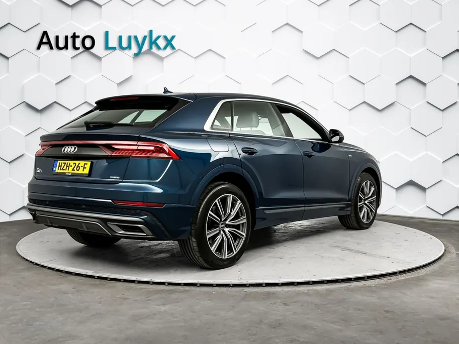 Audi Q8 55 TFSI-e quattro S-Line | Panoramadak | Luchtvering | 21'' L.M. Velgen | SoH 100%