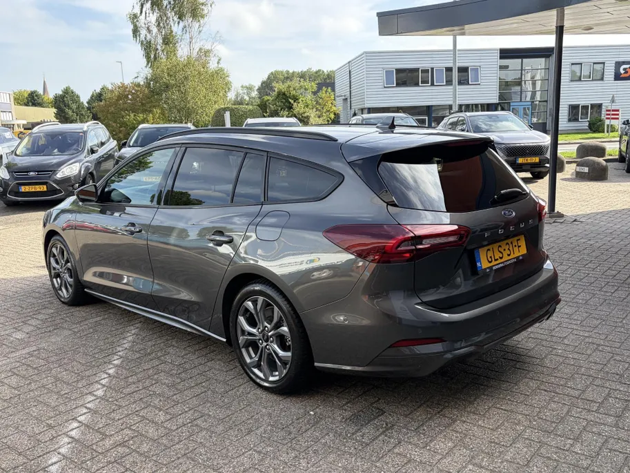 Ford Focus Wagon 1.0 EcoBoost Hybrid ST Line