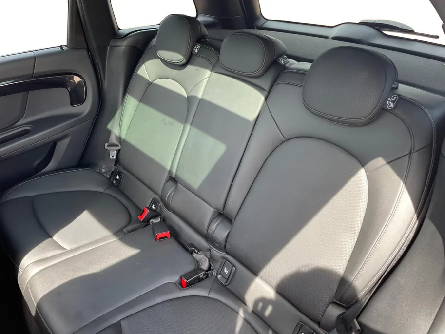 MINI Countryman 1.5 Cooper S E ALL4 Chili *Automaat*Navi+Camera*Climate Control*Schuif/kanteldak*Heads up Display*Harman Kardon Audio*Stoelverwarming*Vol opties!