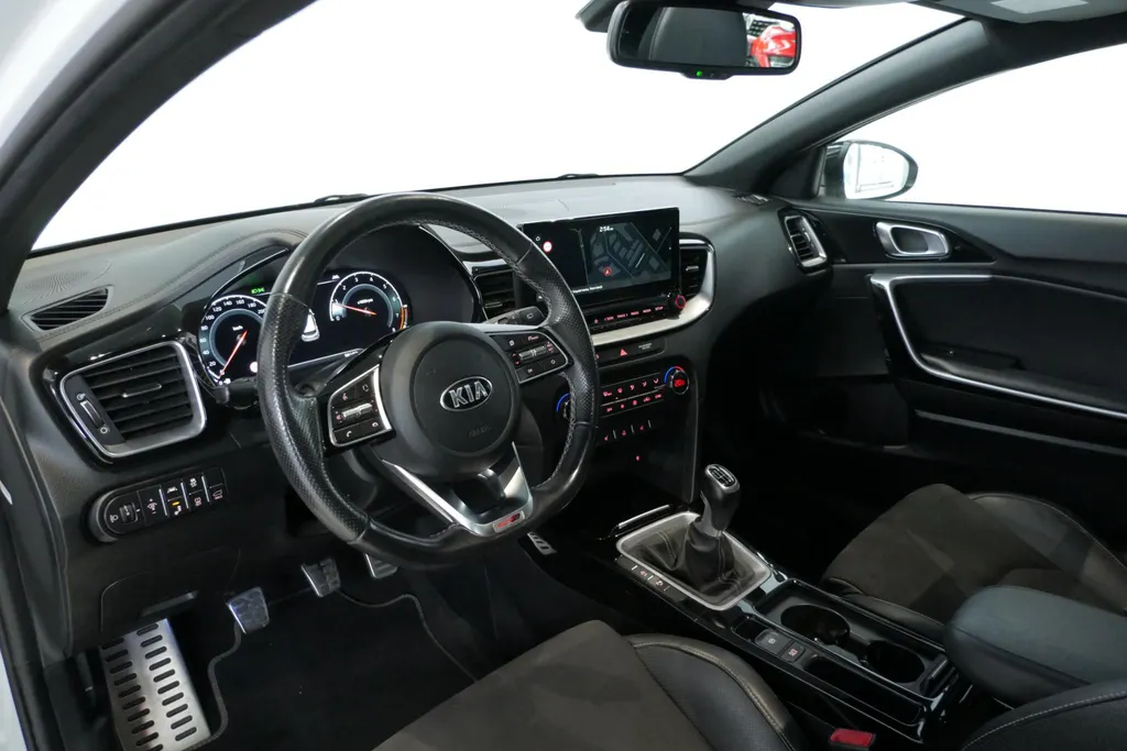Kia ProCeed 1.0 T-GDI GT-PlusLine *Navi+Camera*Schuif/Kanteldak*Climate*JBL Audio*Memory Stoelen*Vol opties!