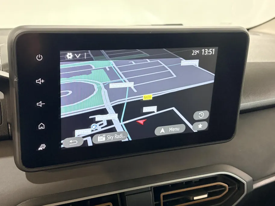 Dacia Sandero Stepway 100PK TCe ECO-G Up&Go | 1e eigenaar | Navi | Camera | Parkeersensoren | Apple CarPlay/Android Auto | Lichtmetalen Velgen | Climate Control | Cruise Control | Armsteun |