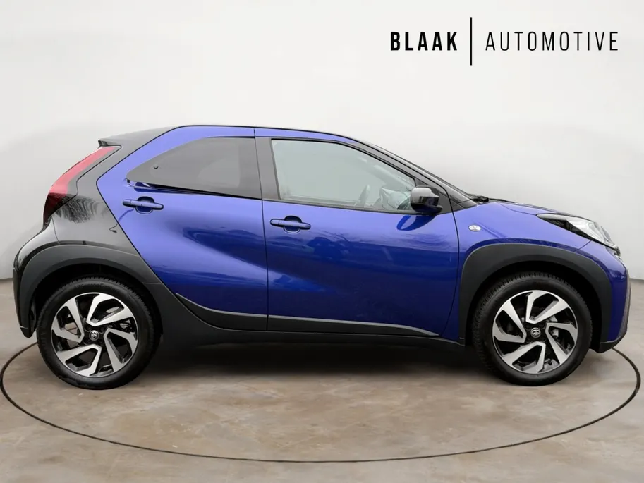 Toyota Aygo X 1.0 VVT-i MT Pulse | Bi-tone | all seasons | Android/Apple Carpl
