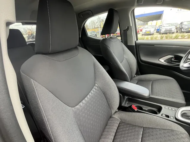 Toyota Yaris 1.5 Hybrid Active | Trekhaak | Camera | Stoelverwarming
