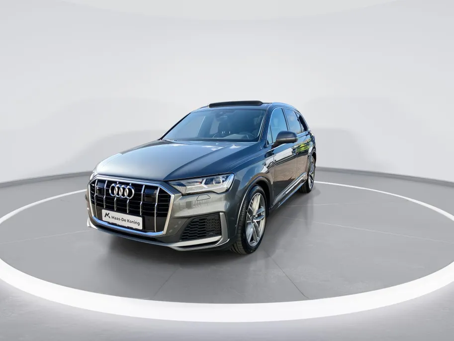 Audi Q7 55 TFSIe 280kW/381PK quattro S Line · Panoramadak · Trekhaak · Luchtvering · 360gr camera · Dodehoeksensor · 21'' · Servosluiting · Adaptive Cruise Control ·