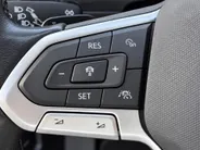 Volkswagen Tiguan 1.4 245pk DSG TSI eHybrid Life · Lederen Bekleding ·  Camera · Wegklapbare Trekhaak · Elek. Voorstoel · Apple/Android Car Play · 18'' Inch · Stuur-, Stoel & achterbank verwarmd ·