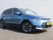 Kia Niro EV DynamicPlusLine 64.8 kWh | Airco | Navi | Camera | Cruise | 17' LM | PDC |