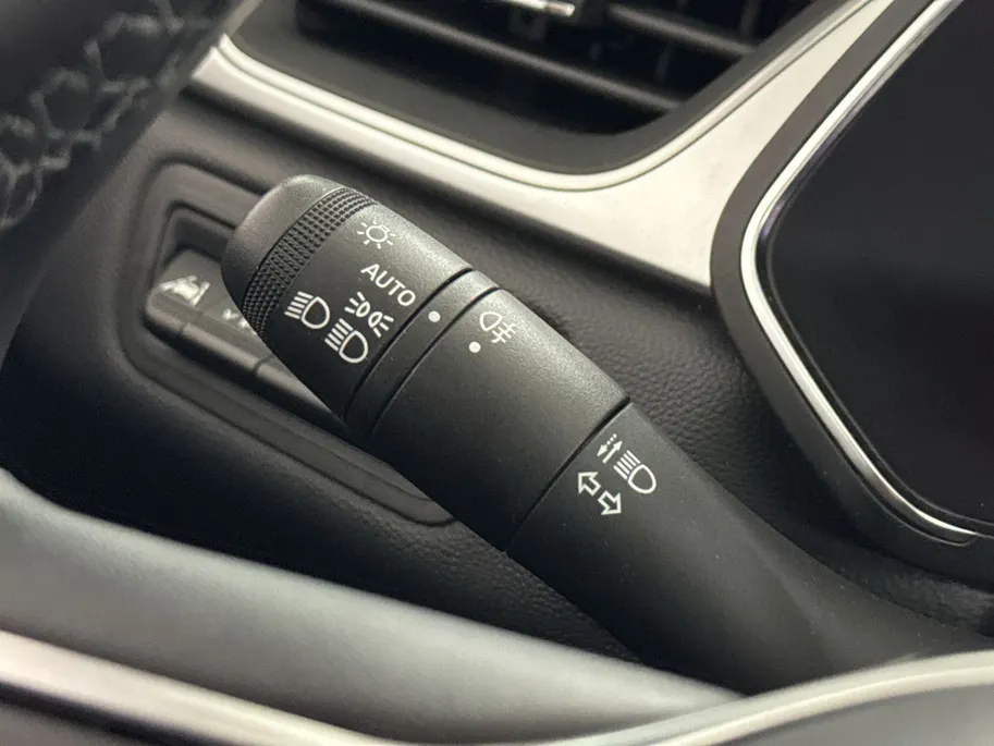 Renault Captur 1.6 E-Tech PHEV 160 Intens | Groot Scherm + Navigatie | Parkeercamera | Cruise Control