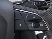 Audi A4 Avant 35 TFSI 150pk S edition Competition · Trekhaak · Camera ·  Stoelverwarming · Apple/Android Car Play · Adaptive Cruise Control ·  Clima · Drive select · Leder/Stof · Garantie t/m 23-07-2028 of 100000km.