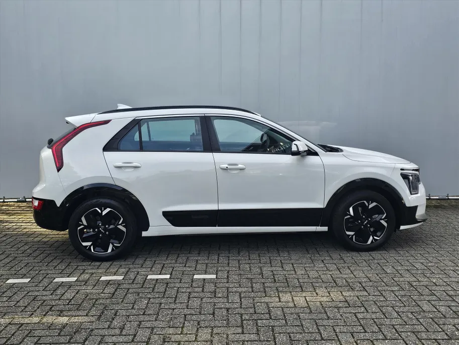 Kia e-Niro 64,8 kWh Aut DynamicLine I Nieuw Model ! I Trekhaak