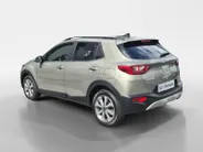 Kia Stonic 1.0 T-GDi MHEV DynamicPlusLine | Afneembare Trekhaak | Cruise Control | Climate Control | Navigatie | Camera | LM Velgen |