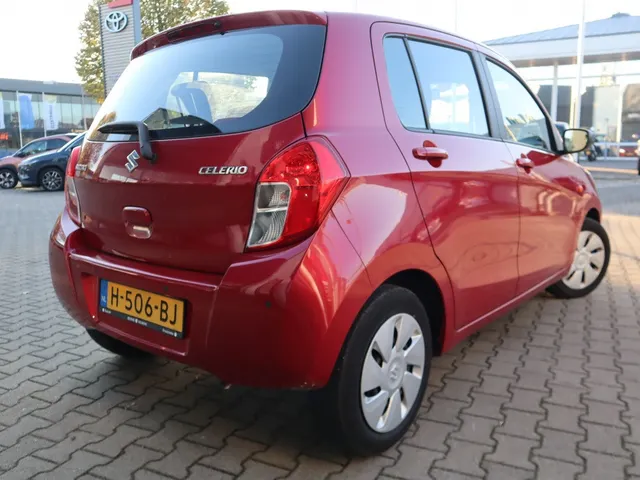 Suzuki Celerio 1.0 Comfort Navi | Bluetooth | Parkeersensoren
