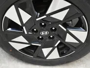 Hyundai Kona 1.6 HEV 138pk DCT Premium / Voorraad deal