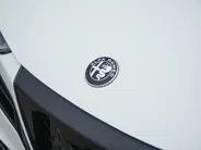 Alfa Romeo Junior 1.2 Turbo 136 PK Ibrida Speciale | Techno | Camera | Navi | Carp