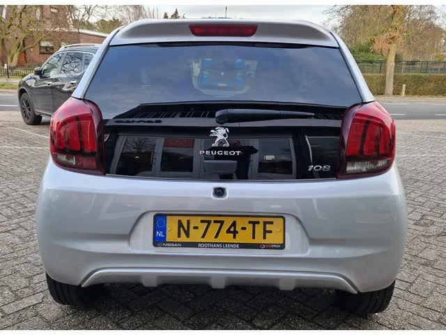 Peugeot 108 1.0 e-VTi 72pk 5Drs Active - Airco