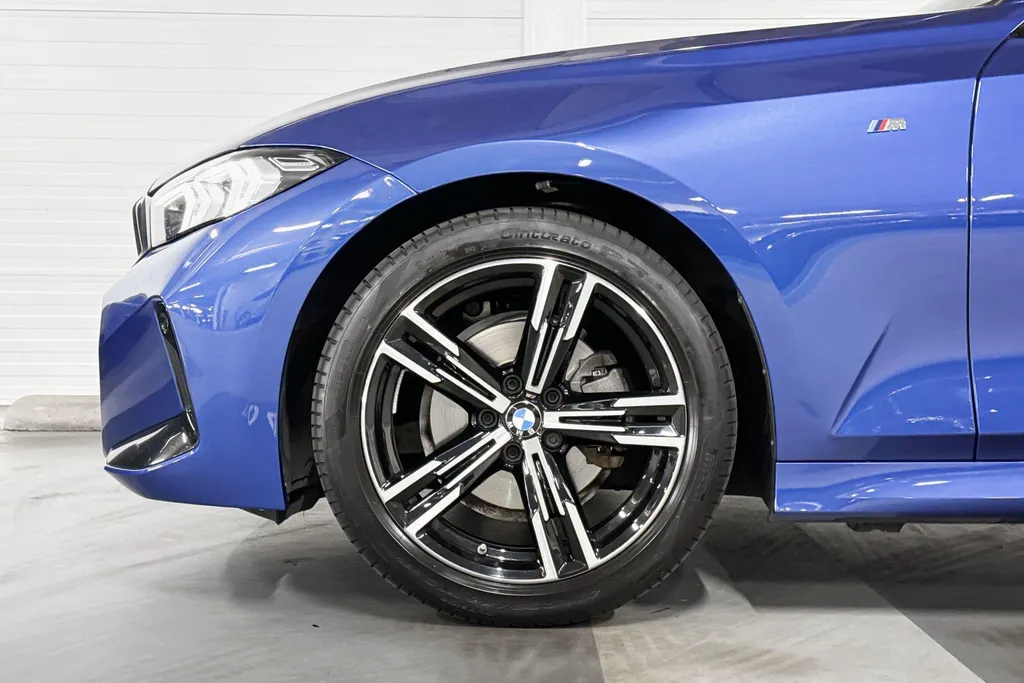 BMW 3 Serie Sedan 320i l M-Sport