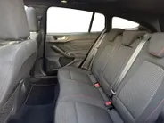 Ford Focus Wagon 1.0 EcoBoost Hybrid ST Line X | Winter Pack | Driver Assistance Pack | Panormadak | Apple Carplay & Android Auto | Navigatiesysteem |