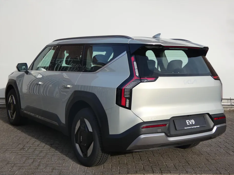 Kia EV9 76,1kWh 217pk RWD First Edition | IN BESTELLING