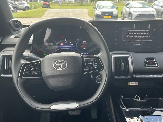 Toyota Urban Cruiser Executive 61 kWh