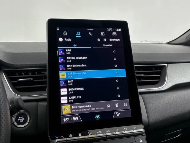 Renault Captur 1.8 E-Tech full hybrid 160PK techno | CAMERA | NAVI