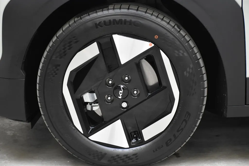 Kia EV3 58,3 kWh 204pk Plus