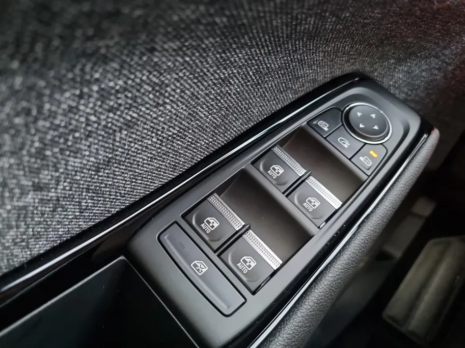 Renault Espace E-Tech full hybrid 200 techno 7p. Nu op voorraad bij Zeeuw & Zeeuw Naaldwijk  // 4.000 Euro voorraad voordeel // Incl. 5 jaar garantie