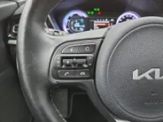Kia Niro 1.6i PHEV DynamicPlusLine Automaat | Climate & (adaptieve) cruise control | Stoelverwarming | SOH 99,9% | Dodehoek Detectie | Carplay & Android Auto | Camera | Navigatie | 12 Maanden BOVAG Garantie | NAP