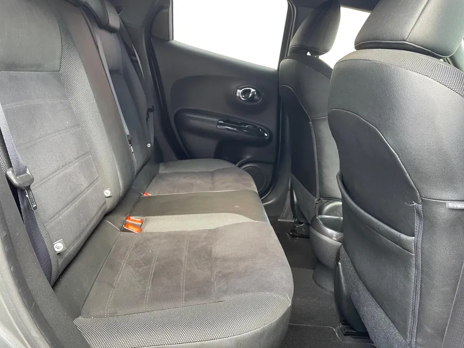 Nissan Juke 1.2 DIG-T S/S N-Connecta | Navigatie| Cruise Control| Metalliclak| Spoiler| Zwarte velgen| Climate control| UNIEK!