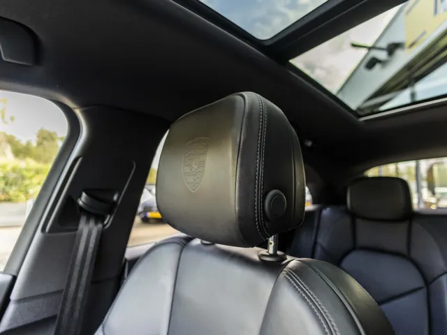 Porsche Macan NL geleverd 2.0