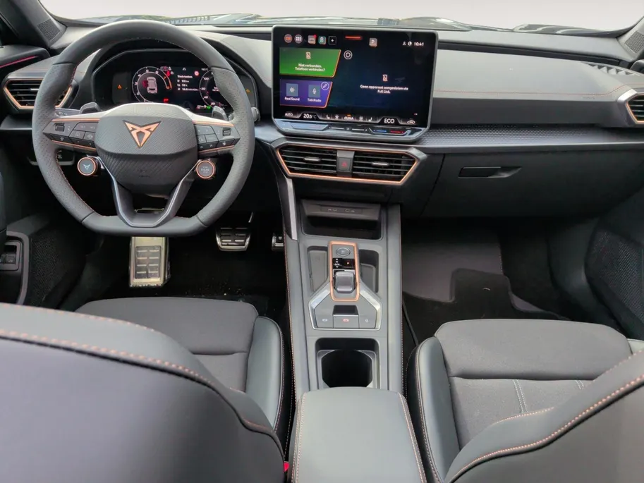 CUPRA Formentor 1.5 TSI e-Hybrid Business | Panoramadak | Stuur verwarming etc!  | SUPER DIK EN SUPER NIEUW INCL. FABRIEKSGARANTIE!