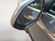 Hyundai Kona 1.6 GDI HEV Premium Sky | Schuif-/kantel dak | Navigatie | Apple Carplay/ Android Auto | Stoelventilatie | Stuur/ Stoelverwarming |