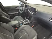 Kia ProCeed 1.0 T-GDi GT-Line 120 PK | Cruise Control | Climate & cruise control | Panoramadak | Stoel & stuurverwarming | Elektrische Kofferbak | Navigatie | Apple Carplay/Android Auto | Fabrieksgarantie | NAP