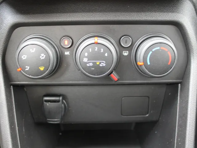 Dacia Sandero 1.0 TCe 100 Bi-Fuel Comfort | airco | cruise control | parkeersensoren