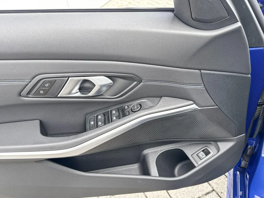 BMW 3 Serie Touring 330i xDrive
