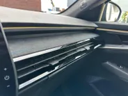 Renault Austral 1.2 E-Tech full hybrid 200 esprit Alpine | Nu Met 5 Jaar Fabrieksgarantie | Direct Leverbaar | Nu Met 4000 euro Voorraadkorting Bij Zeeuw & Zeeuw Renault Naaldwijk |