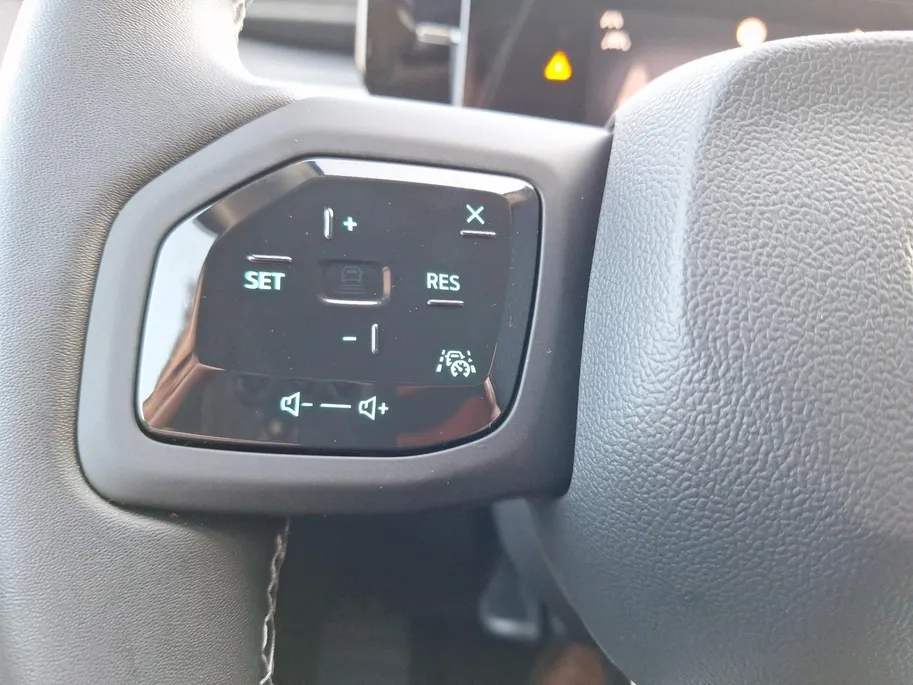 Ford Explorer Select Extended Range RWD 77 kWh | Driver Assistance Pack | Comfortpack 1 | 360Camera | Adaptive Cruisecontrol | Dodehoekdetectie | El. Achterklep | Head-up Display | 19' Lichtmetaal | Nieuw te bestellen |