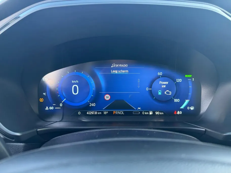 Ford Kuga 2.5 PHEV ST-Line |Dodehoek detectie|cruise control adaptief met Stop&Go|Apple Carplay/Android Auto|12 maanden Bovag garantie|