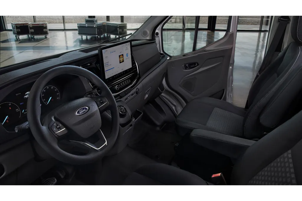 Ford E-Transit 350 L3H2 Trend 89 kWh Long Range | Tot 402 km | 22 kW AC laden | TE BESTELLEN VOERTUIG | Nu 0,99% rente op Financial Lease | Parkeersensoren voor en achter | Apple Car Play / Android Auto