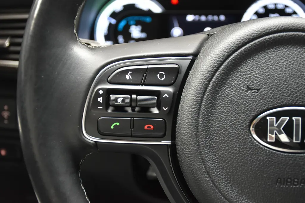 Kia Niro 1.6 GDi Hybrid Design Edition |Schuifdak |Dealeronderhouden