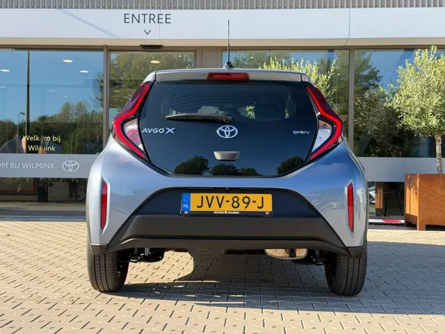 Toyota Aygo X Hybrid 115 play | Camera | Addaptive Cruise