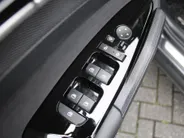 Kia Sportage 1.6 T-GDi Plug-in Hybrid AWD GT-PlusLine | Stoelverwarming + ventilatie | Schuifdak | Camera rondom | Elek. stoelverstelling + achterklep | 19' LM |