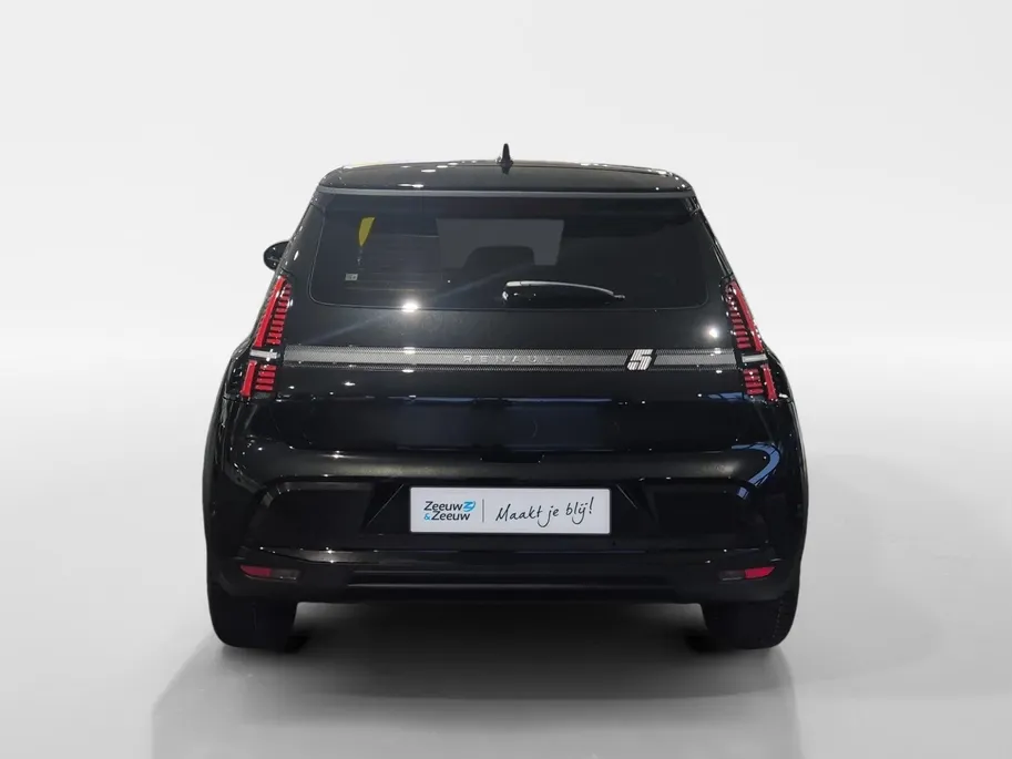 Renault 5 comfort range techno 52 kWh | Direct leverbaar | €1.600,- korting | LMV | ACC | Apple carplay & Android Auto | All weather banden | op = op