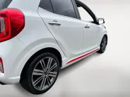Kia Picanto 1.0 T-GDI GT-Line | Camera | Apple Carplay/Android Auto | Stoel/Stuur Verwarming | Cruise Control | Climate Control | Navigatie | 12 Maanden Bovag Garantie