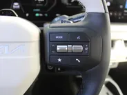 Kia EV4 Fastback GT-PlusLine 81.4 kWh | Schuifdak | Stuur-/stoelverwarming + ventilatie | Camera rondom | Elek. stoelverstelling | Leer | HUD | LED | 19' LM |