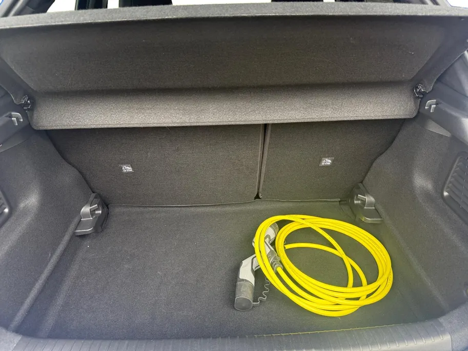 Opel Mokka-e GS Line 50-kWh 11kw bl. | 1e Eigenaar | SOH 99% | Navigatie | Stoel/Stuurverwarming | Adapt. Cruise Control | Apple/Android Carplay | 12 maanden Bovag ! |