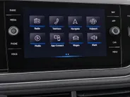 Volkswagen Taigo 1.0 TSI 110pk DSG R-Line · Camera · Apple/Android Car Play · Navigatie · P-Sensoren · Stoelverwarming · 18'' Inch ·